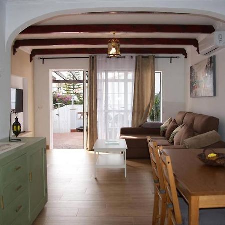 House W Shared Pool, Perfect For Small Families Фуэнхирола Экстерьер фото